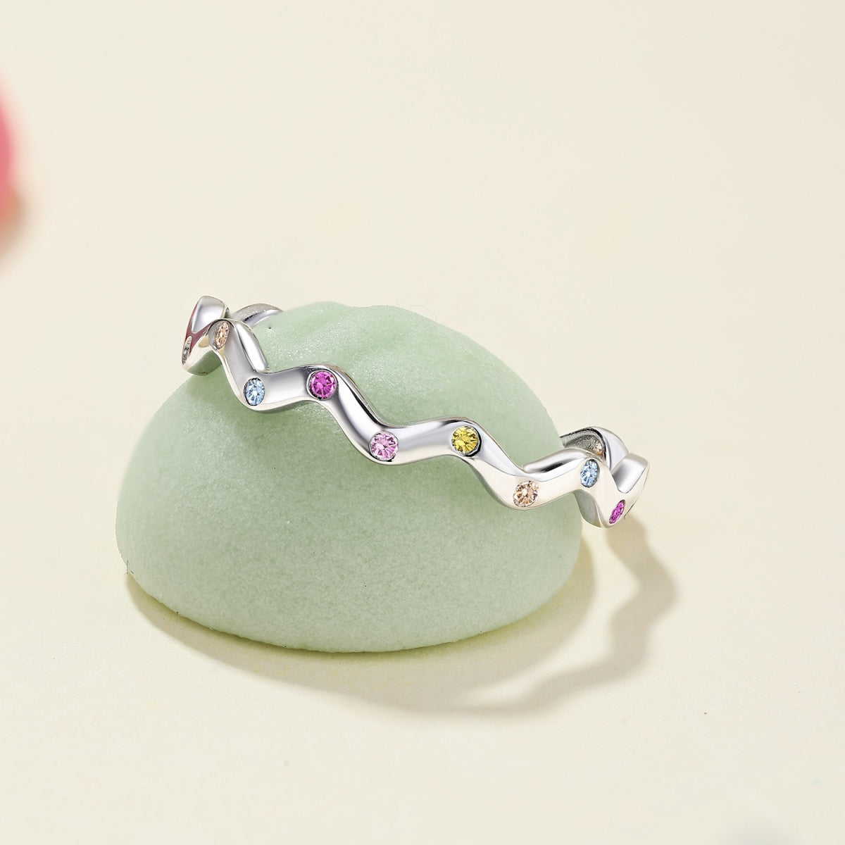 [Regalia jewelry]Ornate Vibrant Round Cut Daily Ring