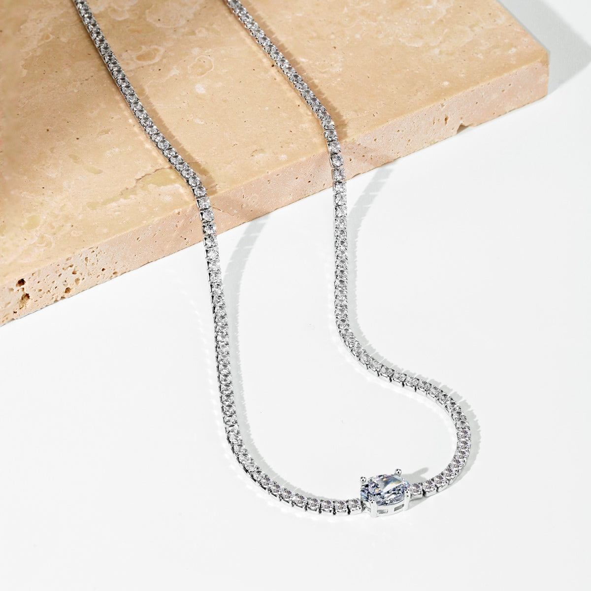 [Regalia jewelry]1.0 Carat Shining Oval Cut Necklace