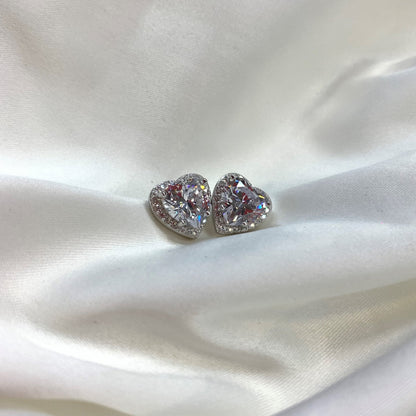 [Regalia jewelry]Sparkling Heart Shape Lover Earrings