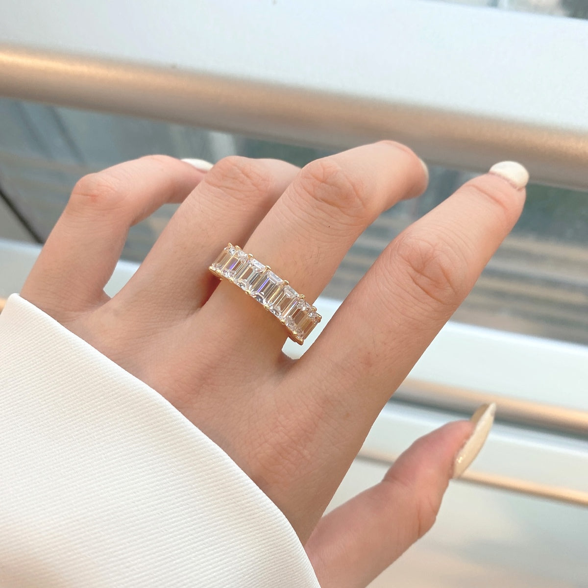 [Regalia jewelry]0.75 Carat Elegant Emerald Cut Tennis Ring