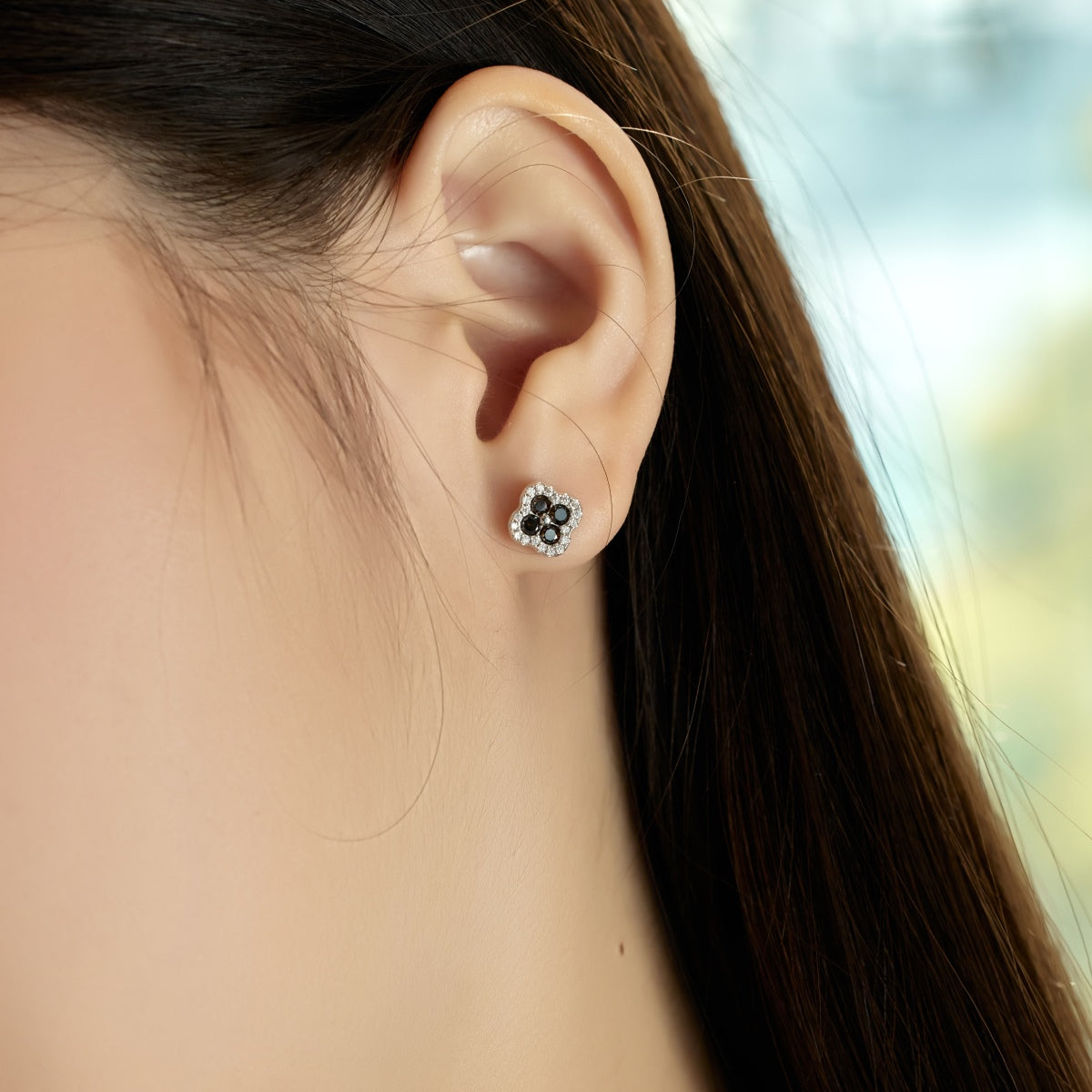 [Regalia jewelry]Four-Leaf Clover Flower Shaped Earrings