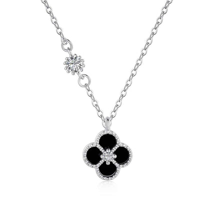 [Regalia jewelry]Delicate Flower Shape Necklace