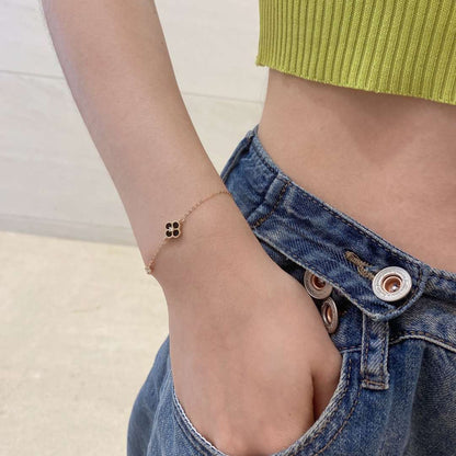 [Regalia jewelry]Delicate Four Leaf Clover Bracelet