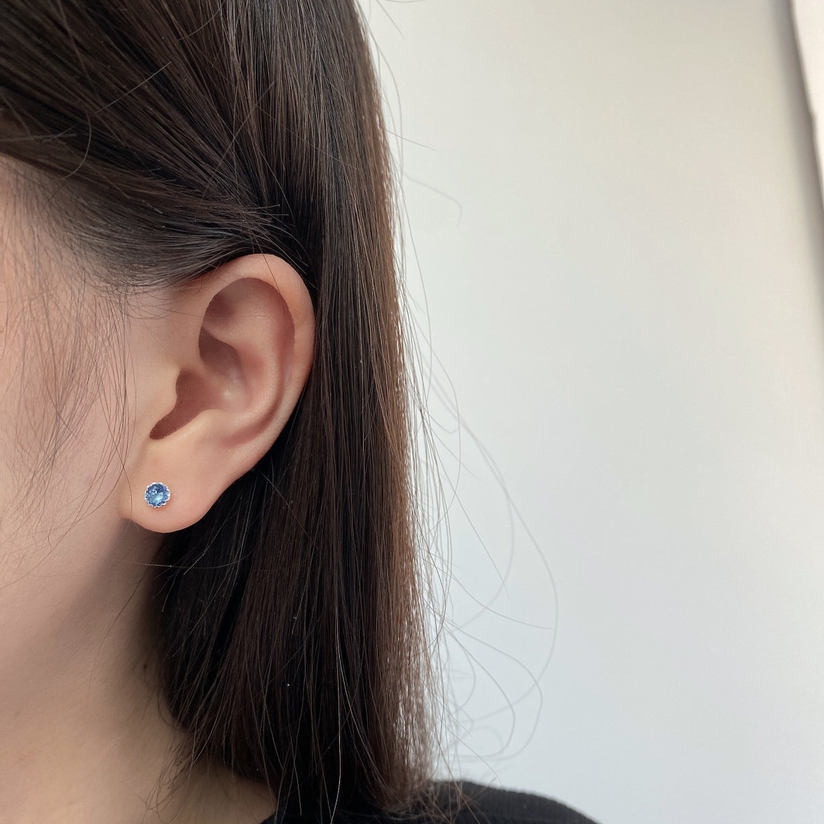 [Regalia jewelry]Sparkling Colorful Round Shape Earrings