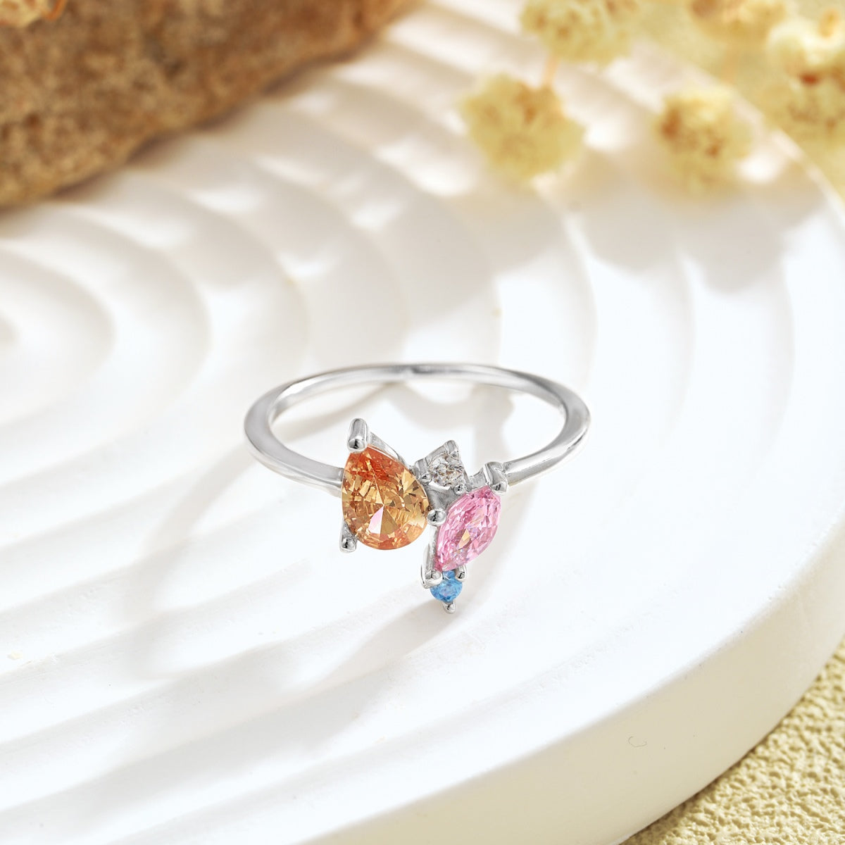 [Regalia jewelry]Radiant Colorful Multi Cut Daily Ring