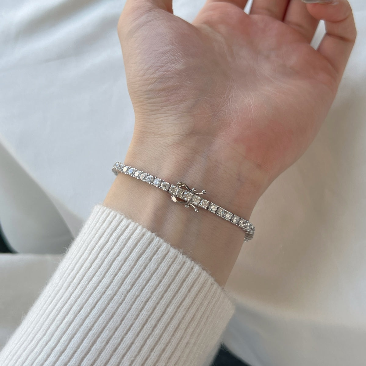 [Regalia jewelry]Dainty Charming Round Cut Tennis Bracelet