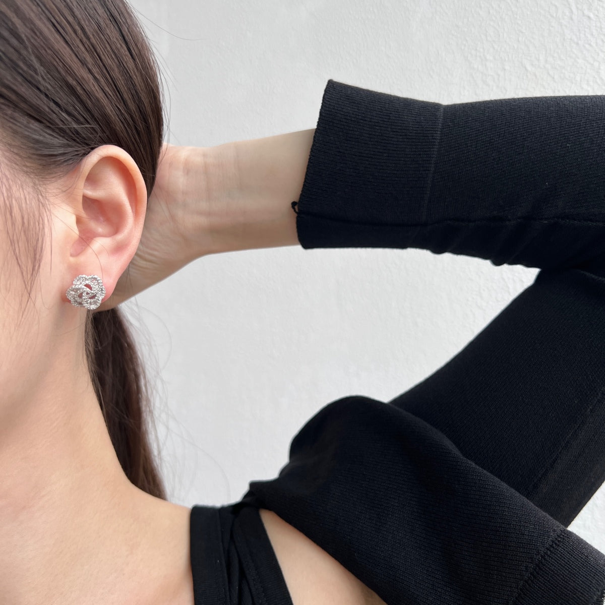 [Regalia jewelry]Exquisite Flower Shape Daily Earrings