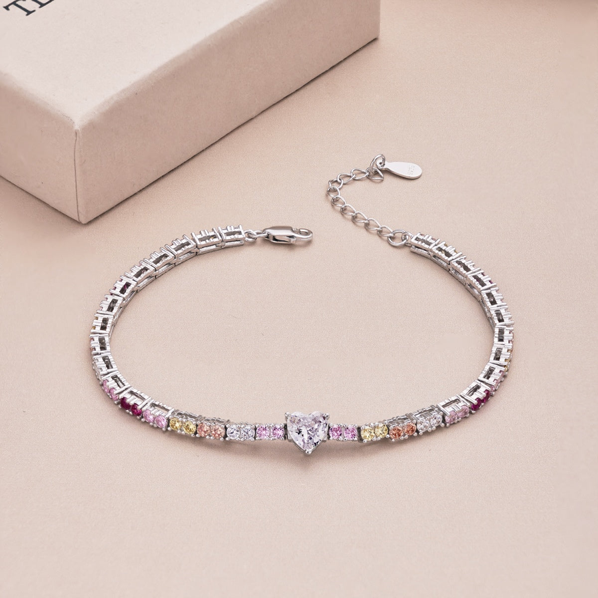 [Regalia jewelry]Delicate Romantic Heart Shape Lover Bracelet