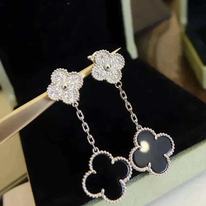 [Regalia jewelry]CLOVER 2 MOTIFS  DIAMOND ONYX EARRINGS SILVER