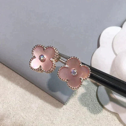[Regalia jewelry]CLOVER MEDIUM 1 MOTIFS  PINK MOP DIAMOND EARRINGS