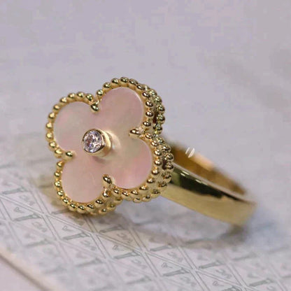[Regalia jewelry]CLOVER PINK MOP RING GOLD DIAMOND