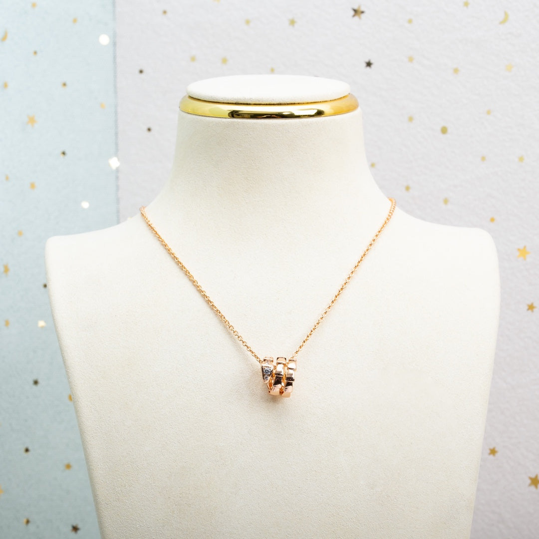 [Regalia jewelry]SERPENTI PINK GOLD NECKLACE DIAMOND