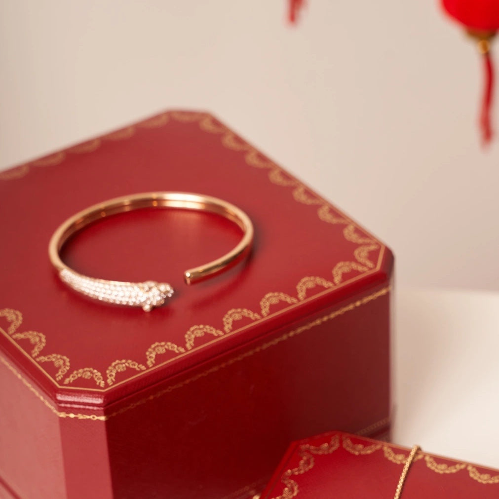 [Regalia jewelry]PANTHERE ROSE GOLD DIAMOND OPEN BRACELET