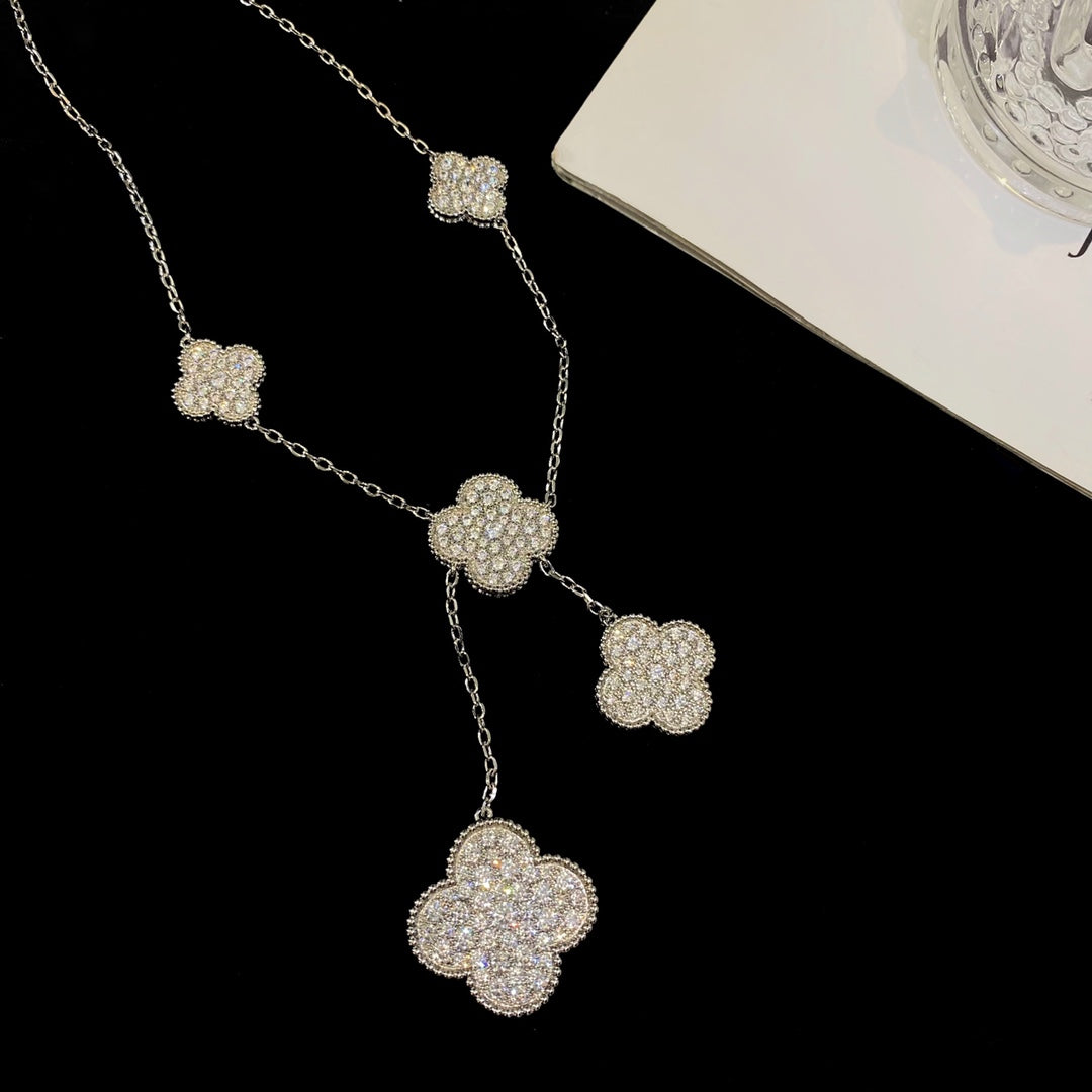[Regalia jewelry]CLOVER 5 MOTIFS SILVER DIAMONDS NECKLACE