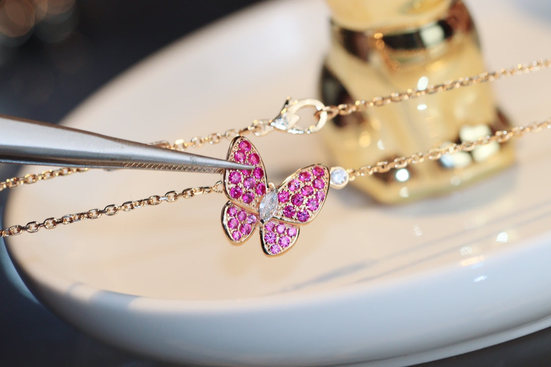 [Regalia jewelry]BUTTERFLY RED DIAMOND ROSE GOLD NECKLACE