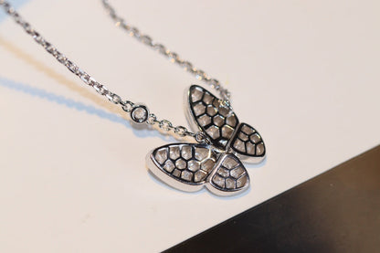 [Regalia jewelry]BUTTERFLY DIAMOND NECKLACE