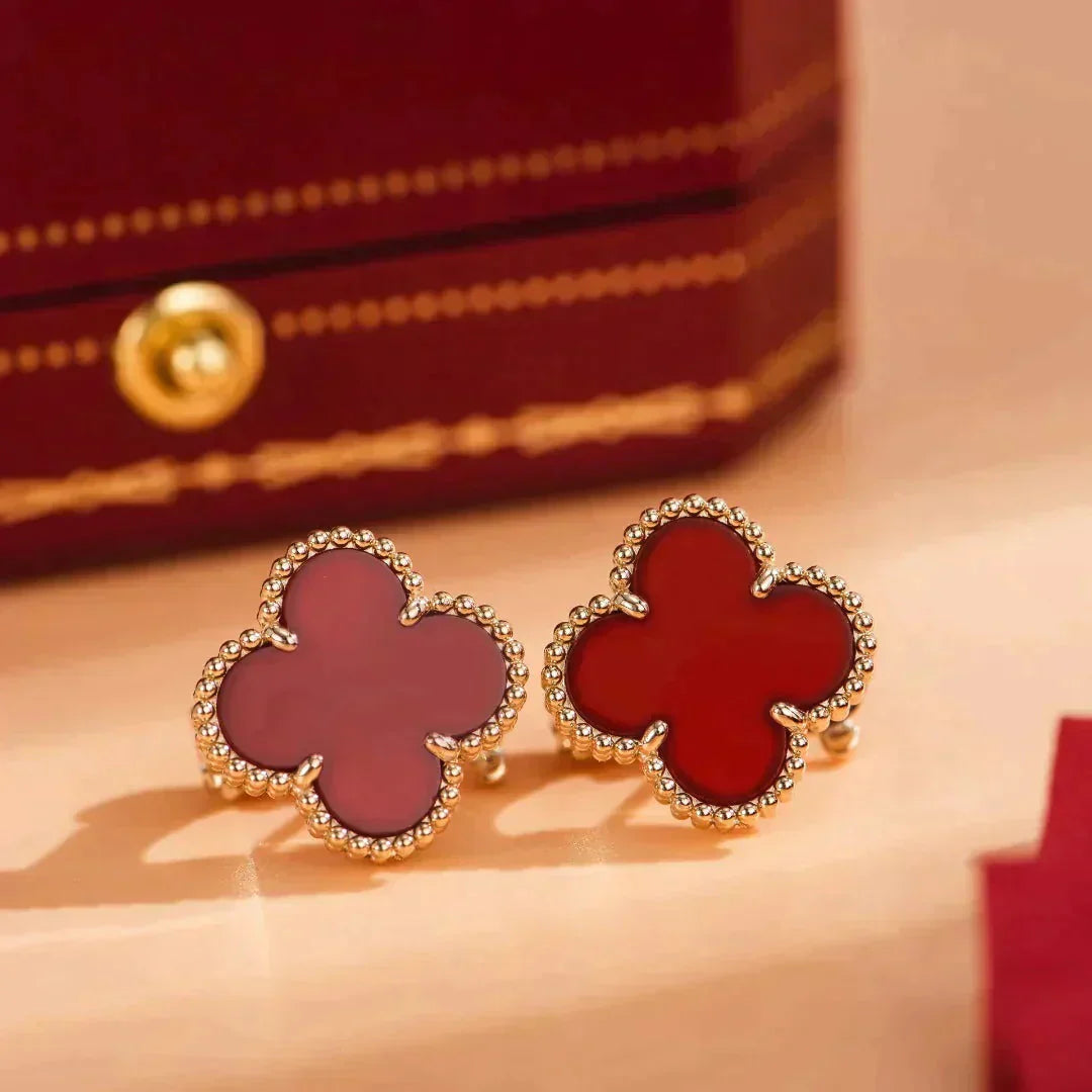 [Regalia jewelry]CLOVER MEDIUM 1 MOTIFS CARNELIAN  EARRINGS