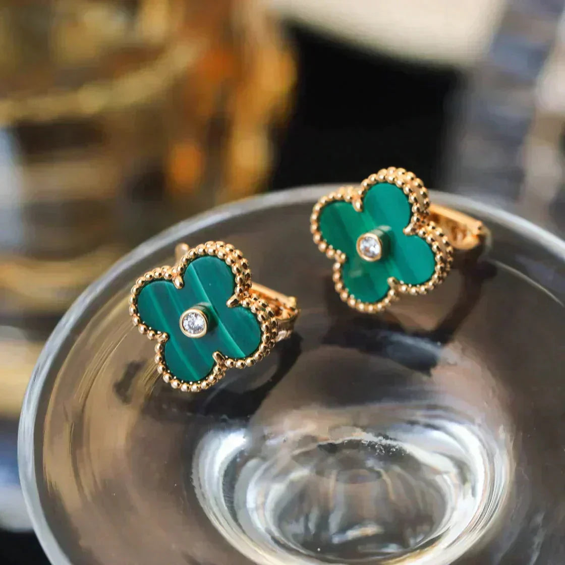 [Regalia jewelry]CLOVER MEDIUM 1 MOTIFS MALACHITE DIAMOND EARRINGS