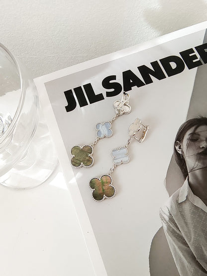 [Regalia jewelry]CLOVER 3 MOTIFS CHALCEDONY DARK MOP SILVER EARRINGS