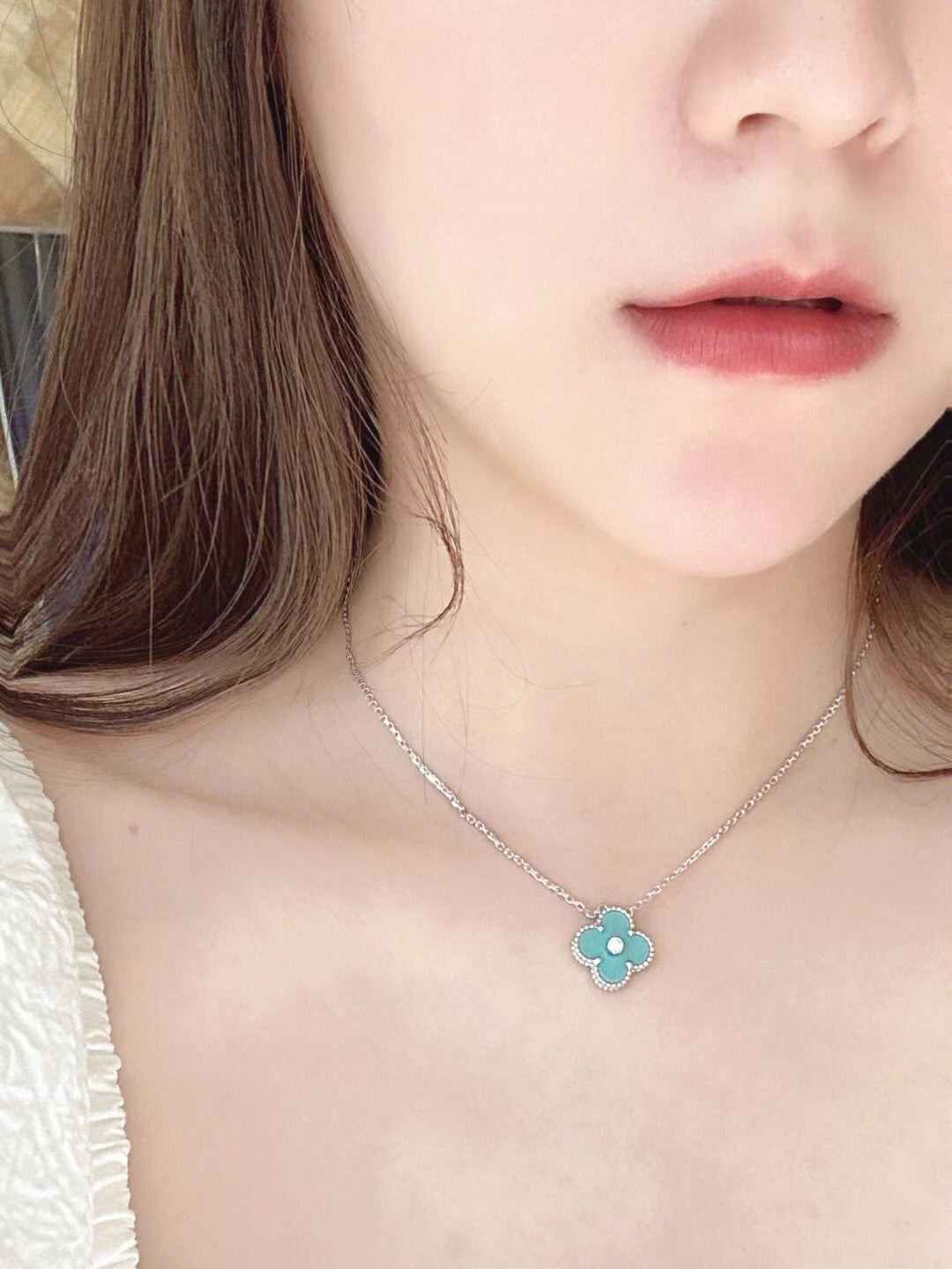 [Regalia jewelry]CLOVER 1 DIAMOND LIGHT BLUE SILVER NECKLACE