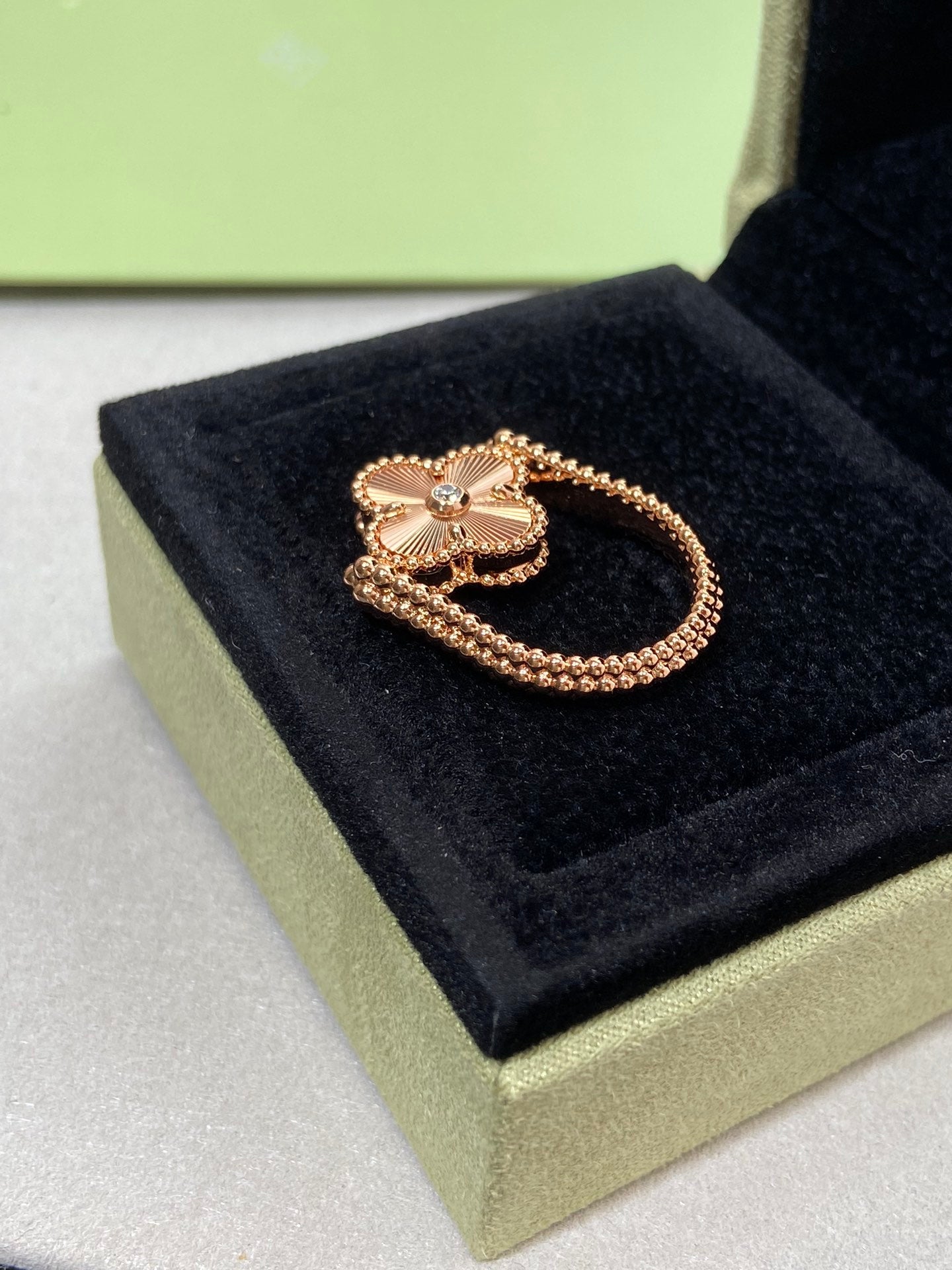 [Regalia jewelry]CLOVER RIVERSIBLE ROSE GOLD RING