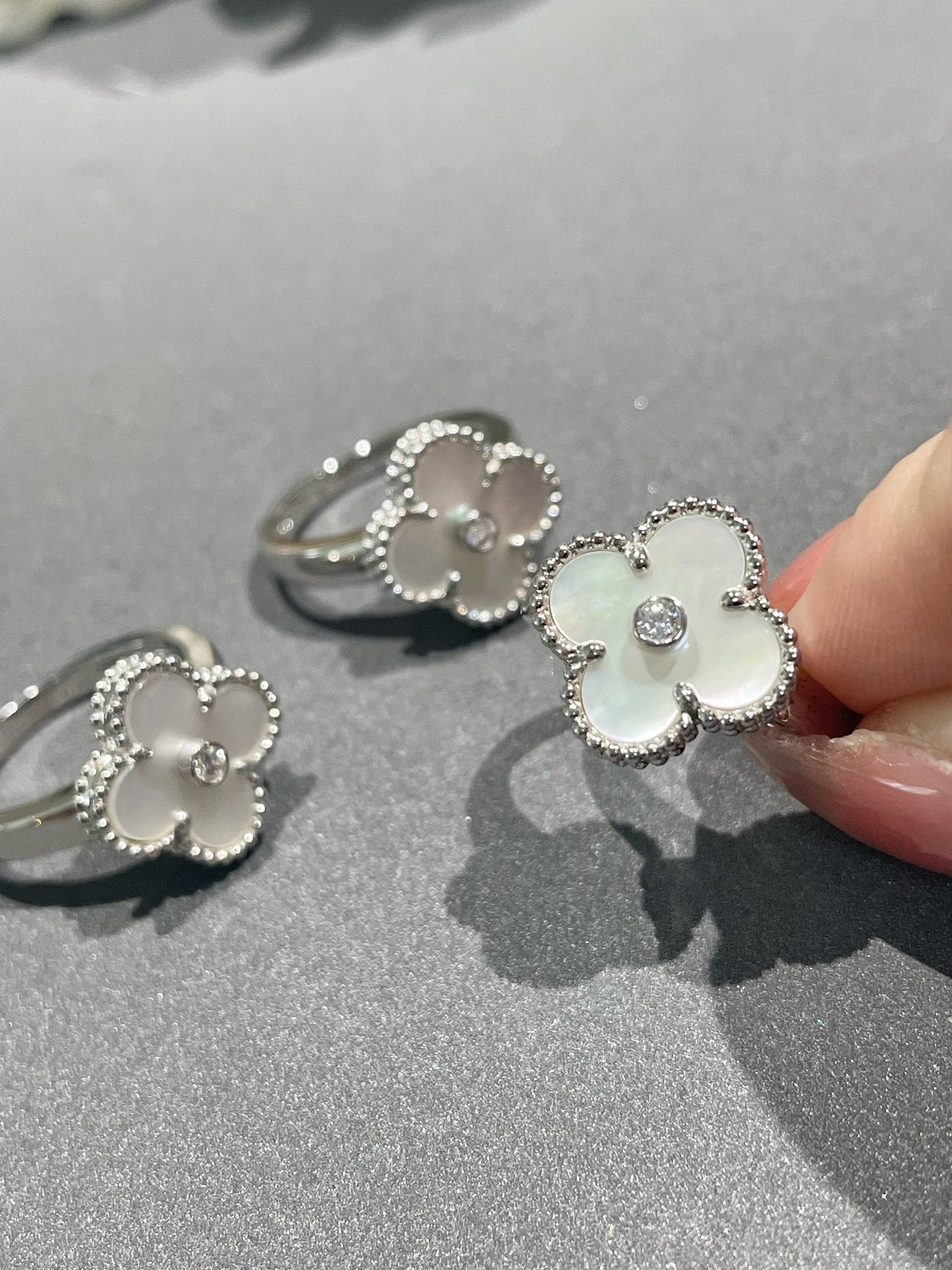 [Regalia jewelry]CLOVER SILVER MOP DIAMOND RING