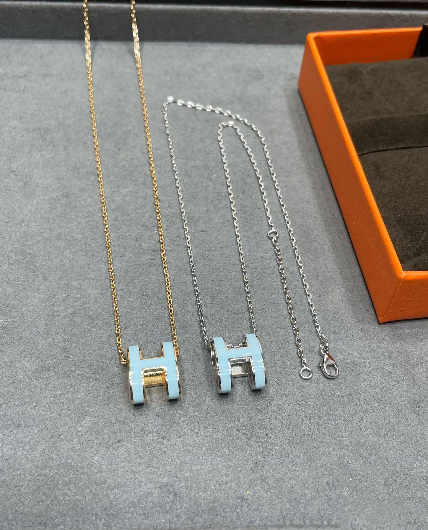 [Regalia jewelry]POP H SKY BLUE NECKLACE