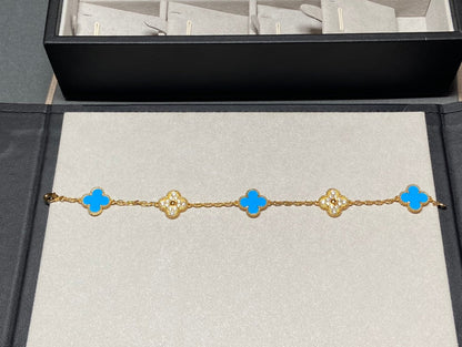 [Regalia jewelry]CLOVER 5 MOTIF BLUE CHALCEDONY DIAMOND GOLD BRACELET