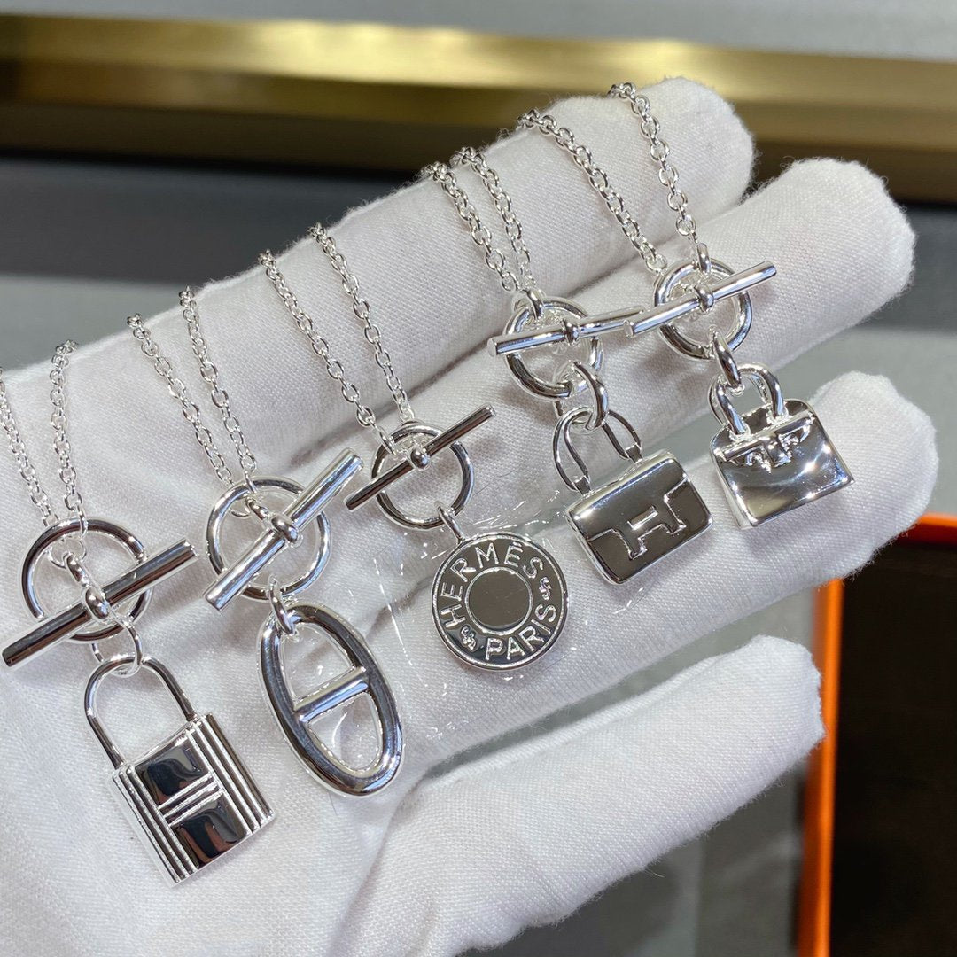 [Regalia jewelry]CONSTANCE PEDANT SILVER NECKLACE