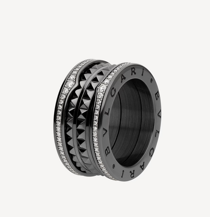[Regalia jewelry]ZERO 1 ROCK FOUR-BAND BLACK CERAMIC WITH STUDDED SPIRAL AND PAVED DIAMONDS RING