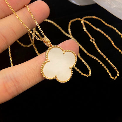 [Regalia jewelry]CLOVER 25MM MOP LARGE PENDANT NECKLACE