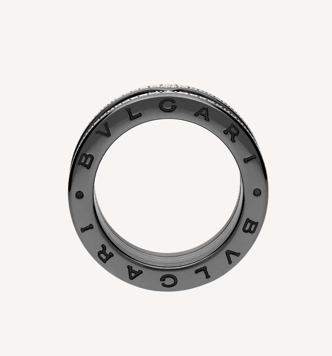 [Regalia jewelry]ZERO 1 ROCK FOUR-BAND BLACK CERAMIC WITH STUDDED SPIRAL AND PAVED DIAMONDS RING