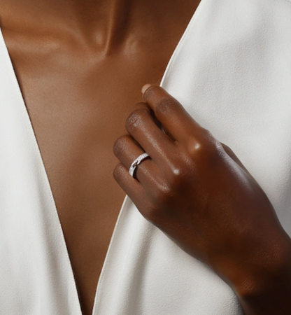 [Regalia jewelry]ALLIANCE LIENS VIDENCE PAVED DIAMOND 4MM RING