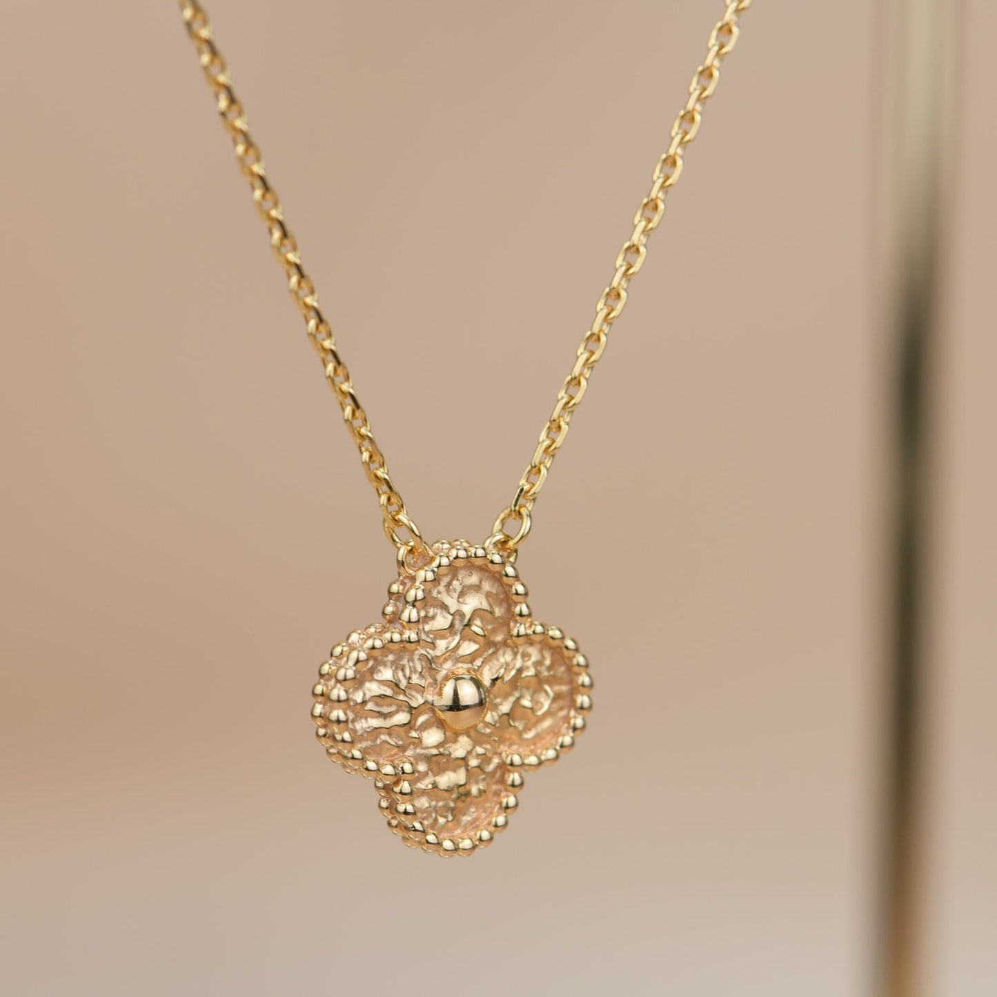 [Regalia jewelry]CLOVER 15MM  BRONZING NECKLACE