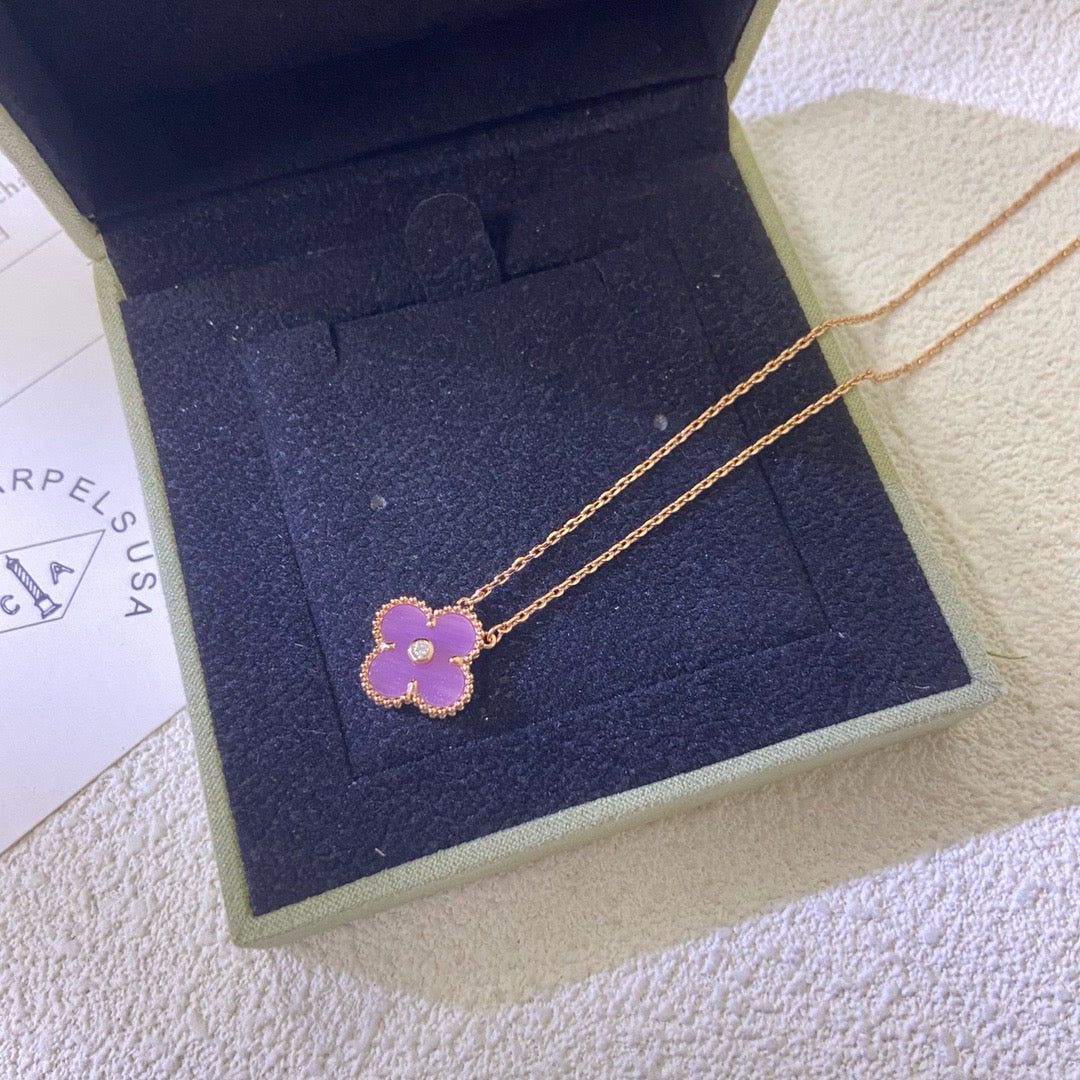 [Regalia jewelry]CLOVER 15MM DIAMOND  PURPLE VIOLET NECKLACE