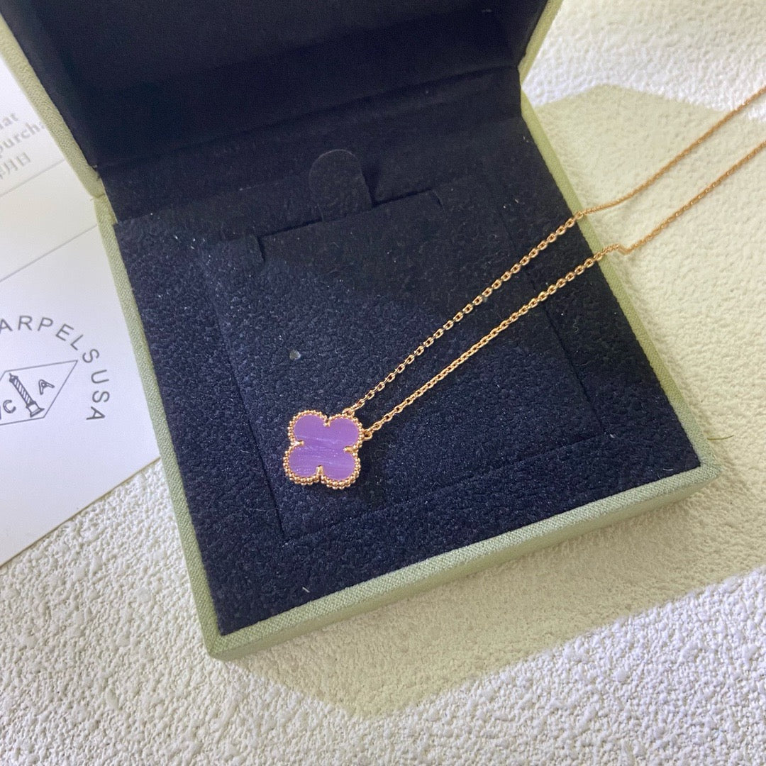 [Regalia jewelry]CLOVER 15MM  PURPLE VIOLET NECKLACE