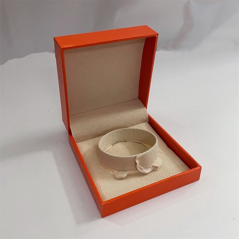 [Regalia jewelry]HM BRACELET NECKLACE RING BOX GIFT BAG