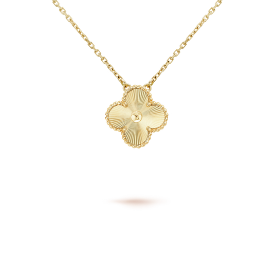 [Regalia jewelry]CLOVER 15MM LASER NECKLACE
