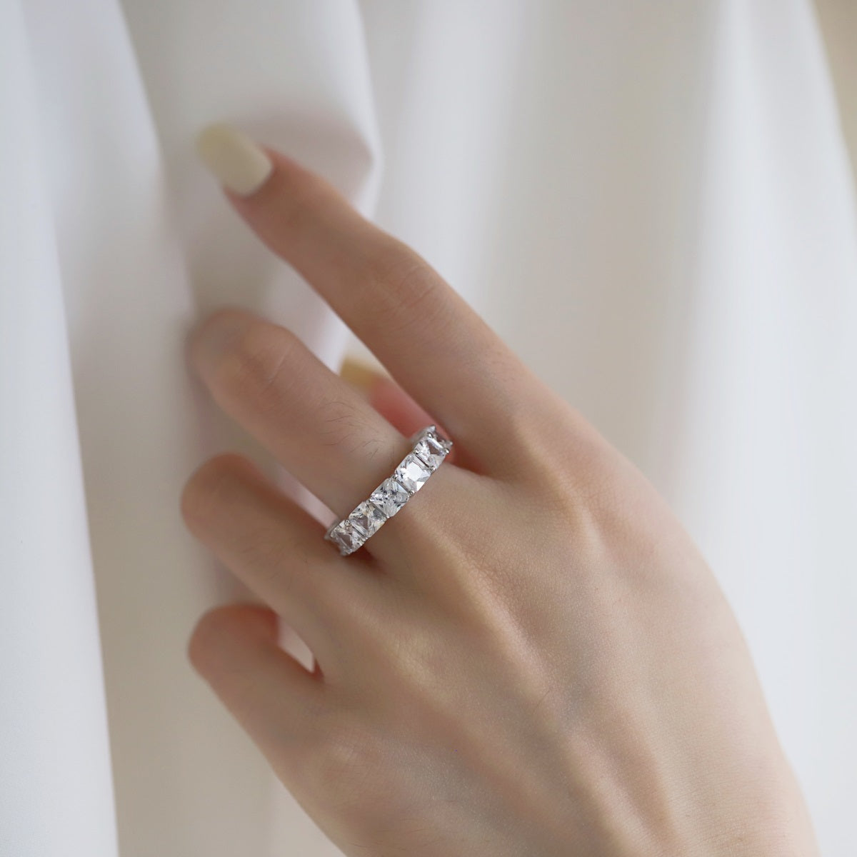 [Regalia jewelry]Elegant Princess Cut Tennis Ring
