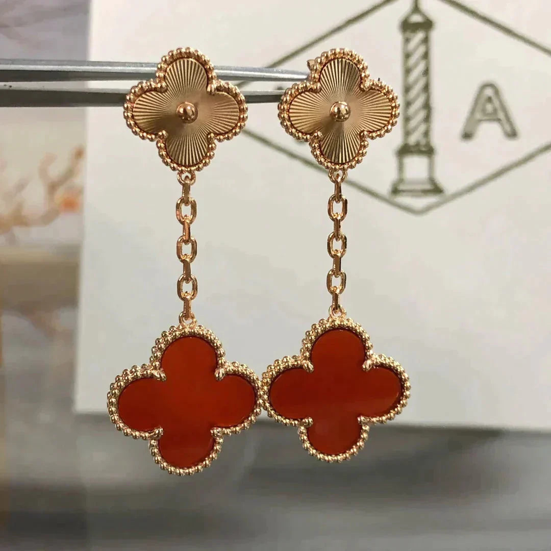 [Regalia jewelry]CLOVER 2 MOTIF  LASER CARNELIAN EARRINGS