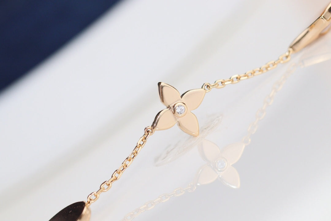[Regalia jewelry]LEAF CLOVER BRACELET