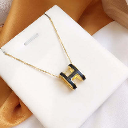 [Regalia jewelry]HM CLIC BLACK ENAMEL GOLD NECKLACE