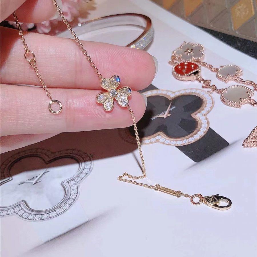 [Regalia jewelry]FRIVOLE GOLD FLOWER DIAMOND BRACELET