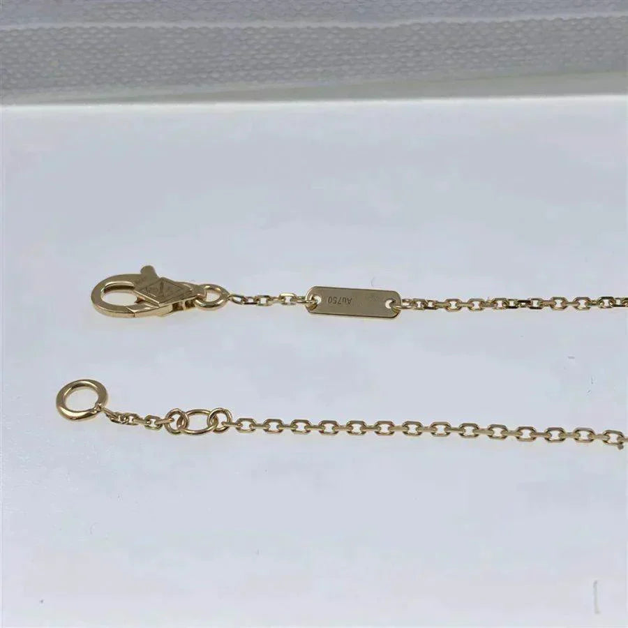 [Regalia jewelry]CLOVER  CARNELIAN SINGLE FLOWER BRACELET