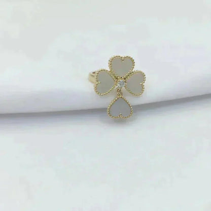 [Regalia jewelry]SWEET CLOVER WHITE MOP RING