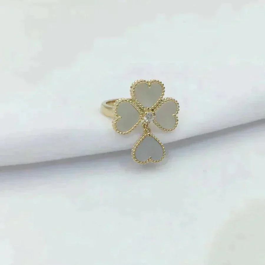[Regalia jewelry]SWEET CLOVER WHITE MOP RING