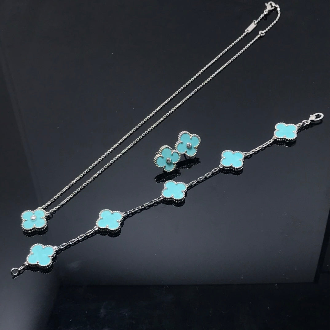 [Regalia jewelry]CLOVER 1 DIAMOND BLUE SKY SILVER EARRINGS